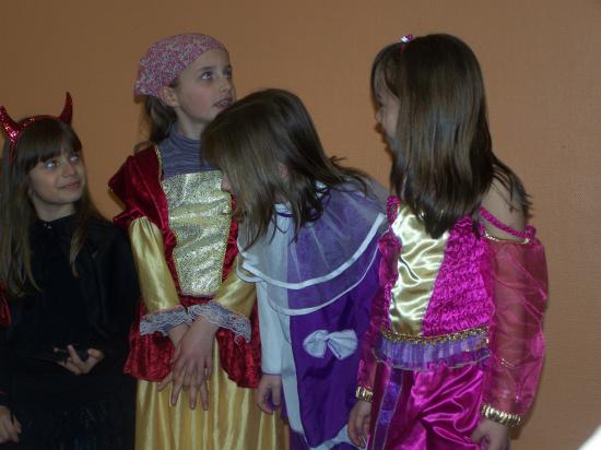 MASCARADES 2011
