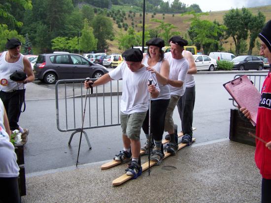 LE TOUR DU MONDE DE SPORTS LOISIRS
