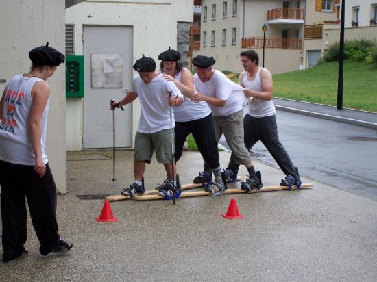 LE TOUR DU MONDE DE SPORTS LOISIRS