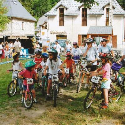 ANCIENNES PHOTOS SPORTS LOISIRS