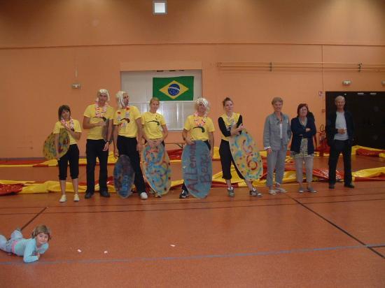 LE TOUR DU MONDE DE SPORTS LOISIRS